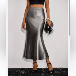 NWT Steve Madden metallic